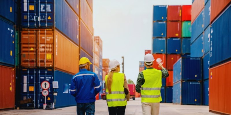Challenges and Considerations for Both Local and Foreign Entrepreneurs