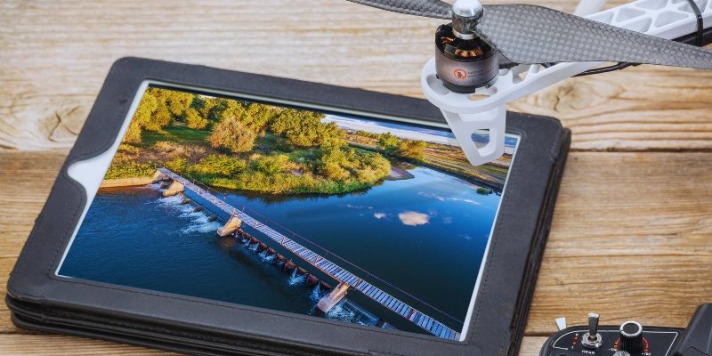 Establishing a Drone Photography Business in Singapore: A Guide for Aspiring Entrepreneurs