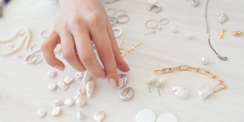 Reasons to Start a Custom Jewelry Making Business